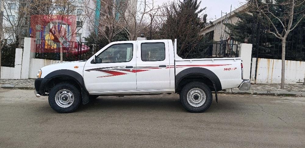 نيسان بيك اب